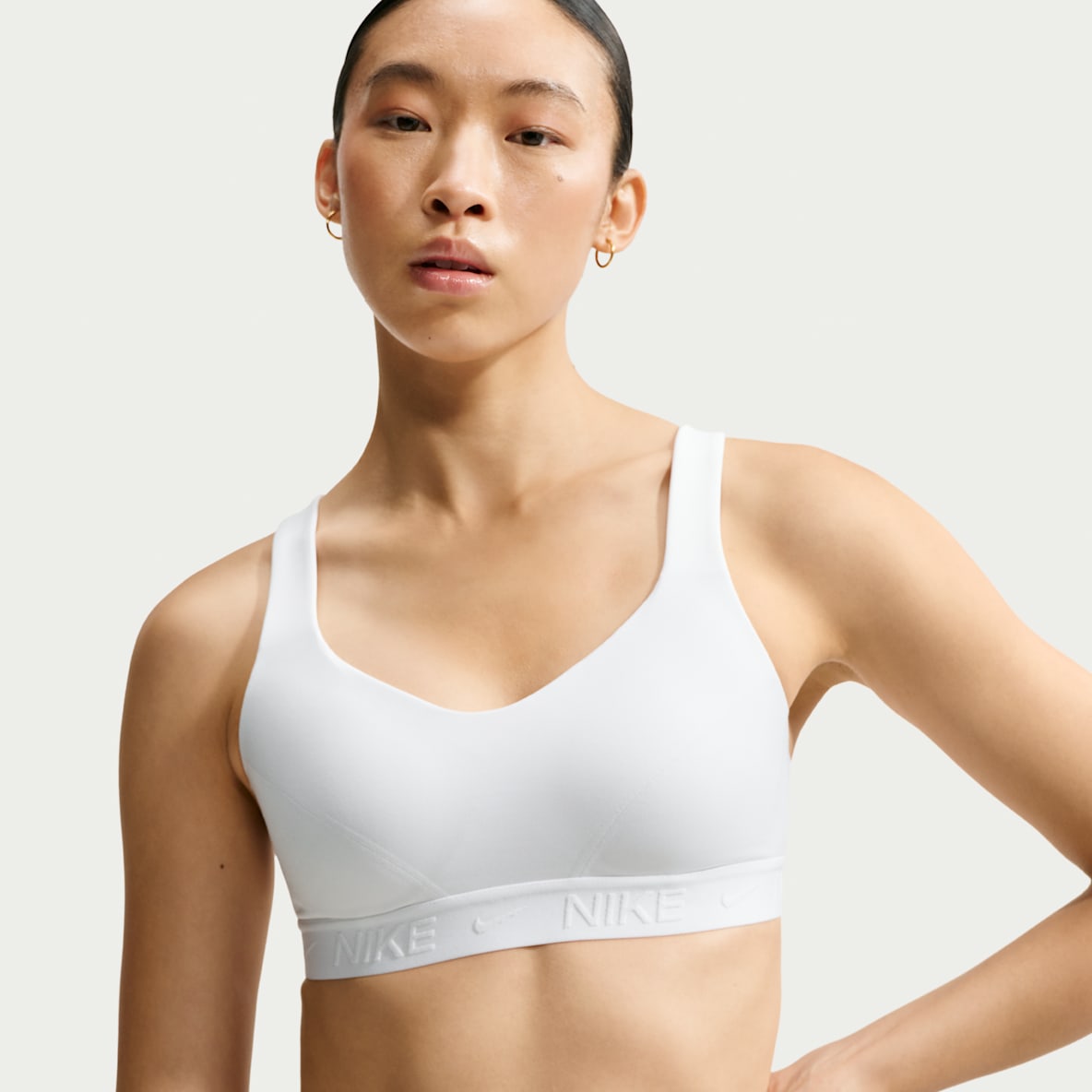 NIKE公式】 レディース ホワイト スポーツブラ【ナイキ公式通販】